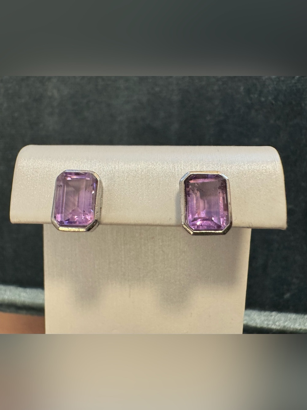 S925 1ct amethyst crystal emerald cut bezel earring studs